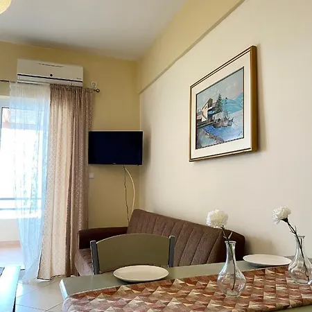 Apartment Blue And White By The Sea *